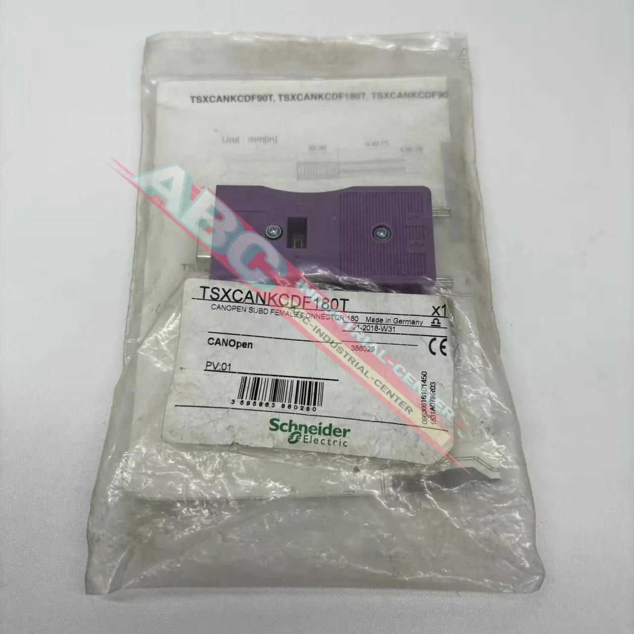 TSXCANKCDF180T 100% новый модуль ПЛК