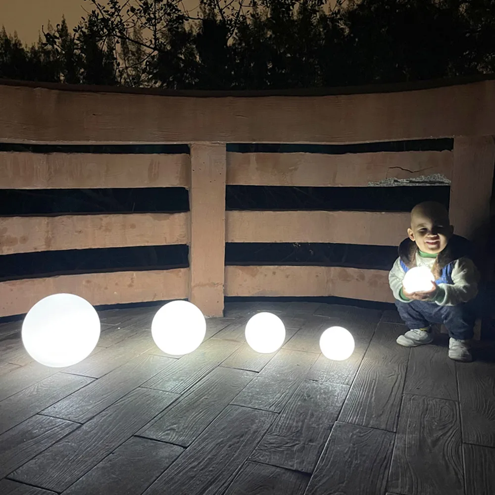 Luz LED de bola brillante recargable para niños y adultos, luz nocturna de globo que cambia de Color RGB con control remoto, ideal para decoración de fiesta en el jardín