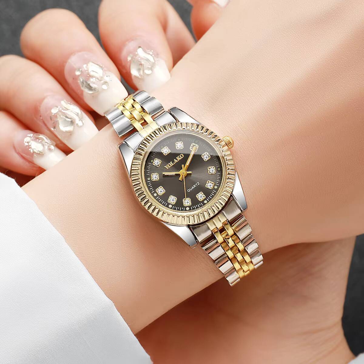 Mode Strass Vrouwen Quartz Horloge Kalender Horloge Klok Gift Reloj Mujer (Zonder Doos)