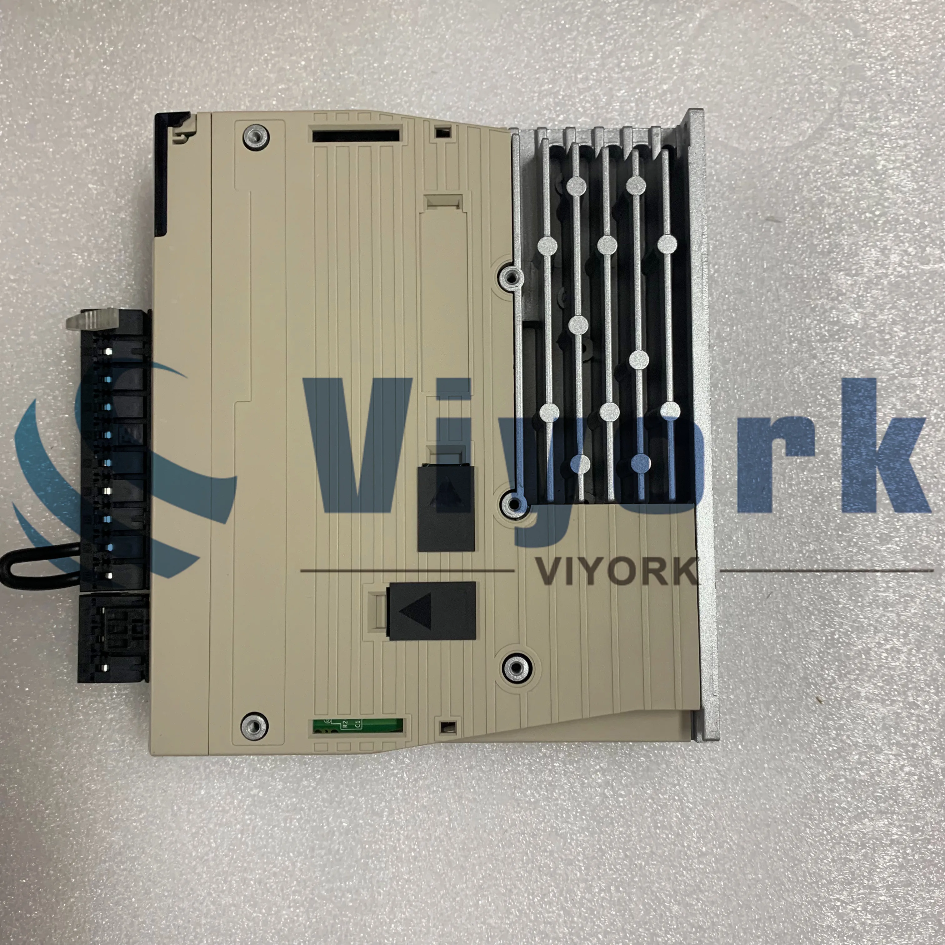 SGDV-1R6A05B SERVO DRIVE NEW