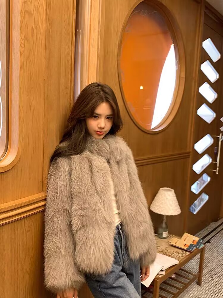 2024 Winter New Women's Fur Coat Young Slimming Fox-Mimicking Outerwear Short Length Commute Sle Popular Small Fragrance Sle