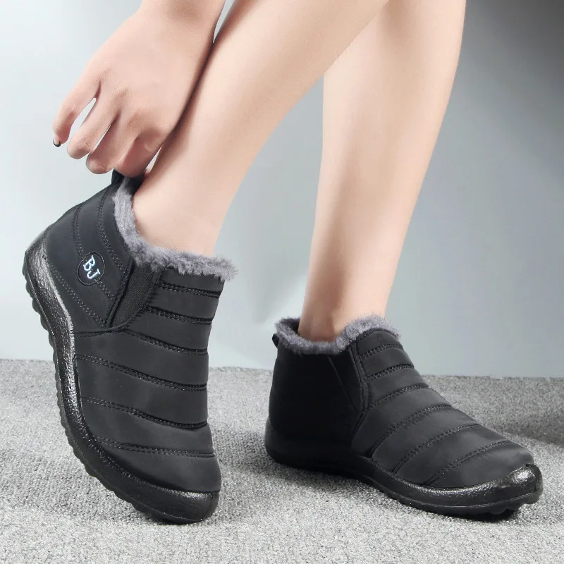 Stivali da neve da donna Scarpe unisex moda Slip On Scarpe con plateau per donna Stivaletti Scarpe invernali in peluche impermeabili Botas Mujer
