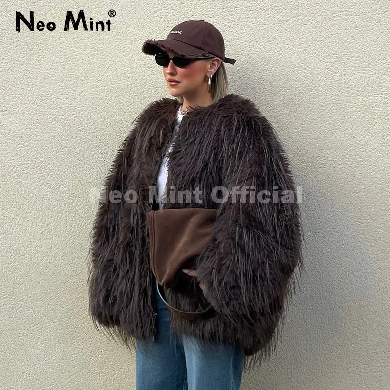 Neo Mint Ins Marka Modowa 2025 Zima Czekoladowy Brąz Oversize Płaszcz ze Sztucznego Futra Damski Puszysty Płaszcz z Frędzlami Gruby, Mocny Płaszcz
