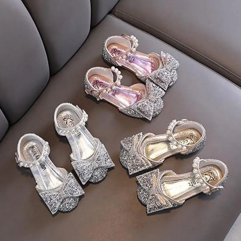 Ainyfu sandálias infantis de lantejoulas, sapatos de princesa com laço doce e strass, moda antiderrapante, sandálias planas com fundo macio para crianças