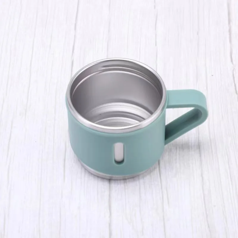 Tazza per bere isolata sottovuoto portatile in acciaio inossidabile di grande capacità in stile minimalista moderno dotata di un tappo per bere