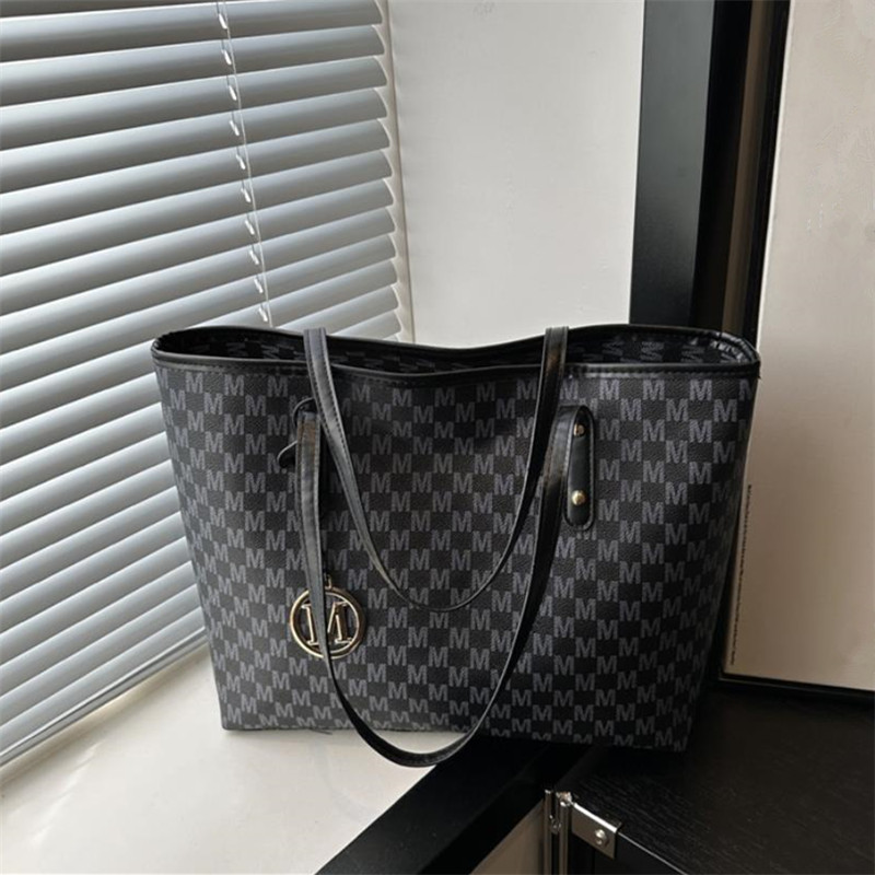 Стильная большая сумка, винтажная сумка, большая женская сумка на плечо под мышками, подходящая для ежедневного использования, работы, улицы, путешествий, покупок