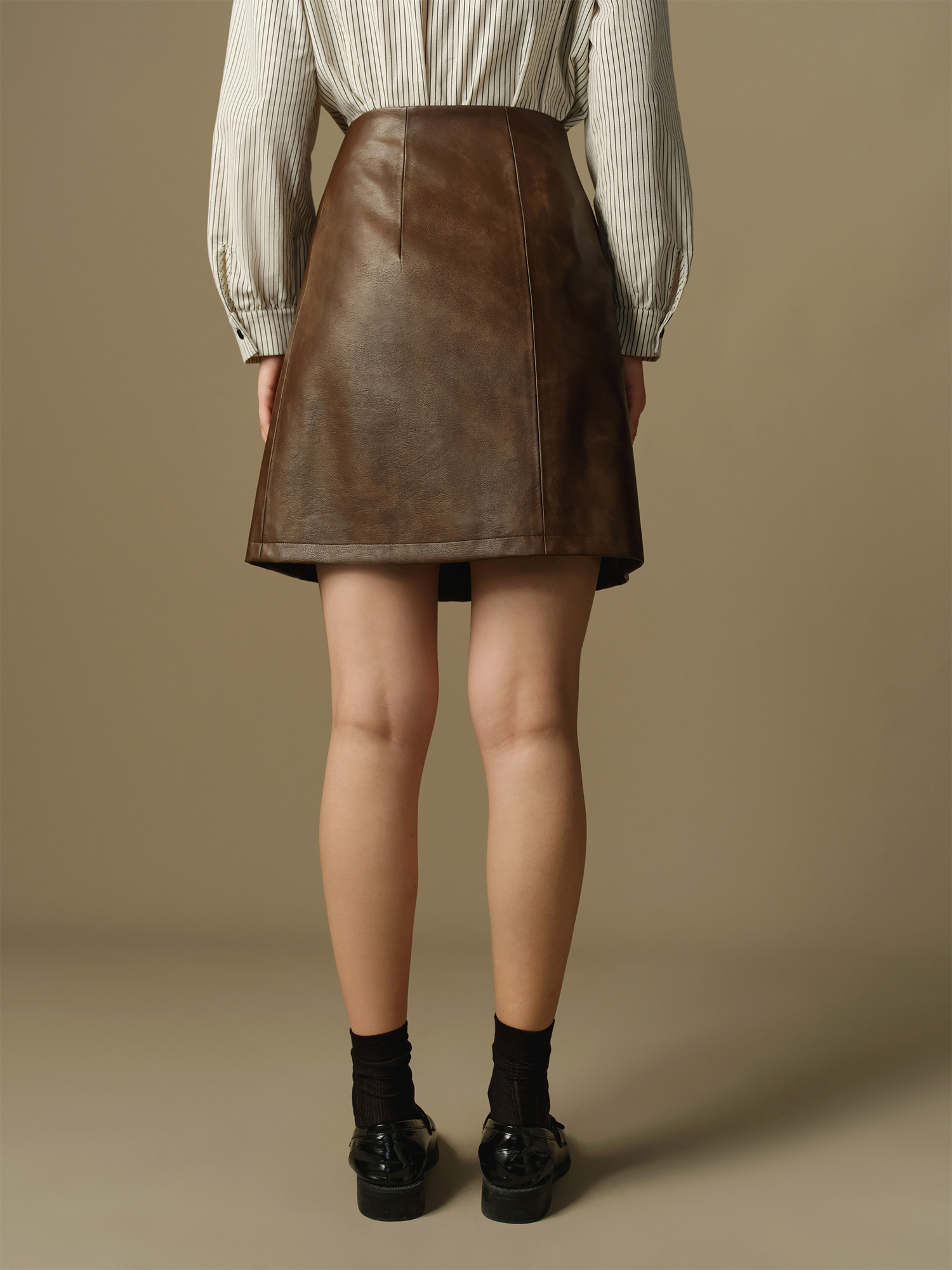 DUSHU Frauen PU Leder Über-Knie Länge Röcke Patchwork Design Weibliche Winter Braun A-LINE Rock Polyurethan Rock 24DS84535