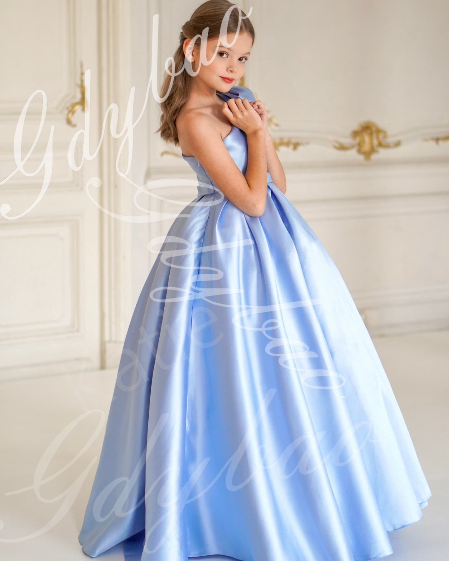 Himmelblaues Satin-Blumenmädchenkleid für die Hochzeit, eine Schulter mit Schleife, Prinzessin, Kindergeburtstag, Party, Erstkommunion, Ballkleider