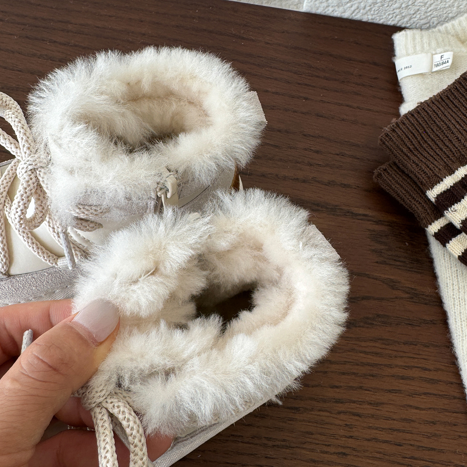 Botas de nieve de lana cálidas para niños, botas cortas impermeables a prueba de agua, botas altas de cuero para niñas, zapatos de invierno para bebés cálidos -20 ℃