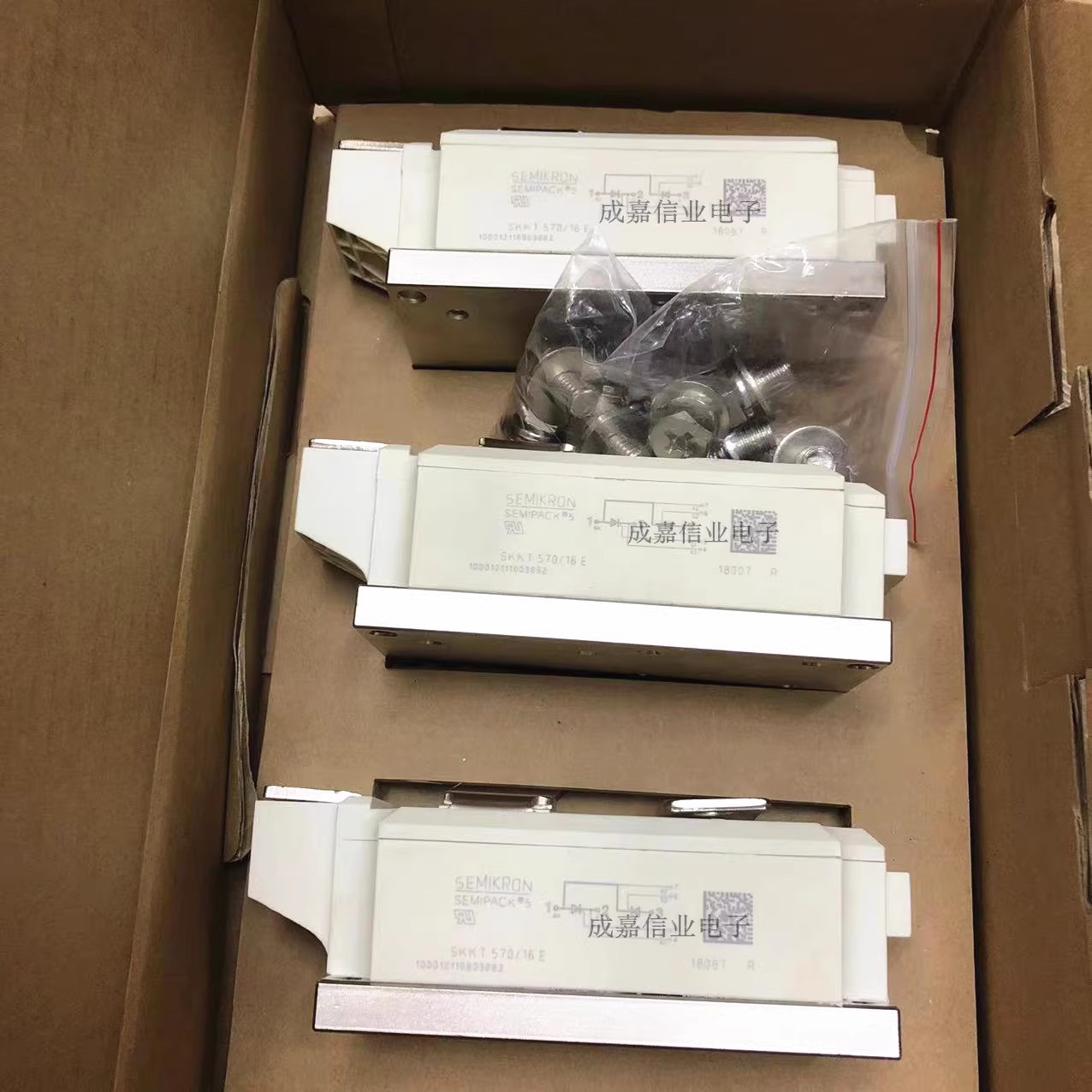 1pcs/Lot SKKT570/16E 1600V,570A, Thyristor / Diode Modules IGBT Brand New Authentic