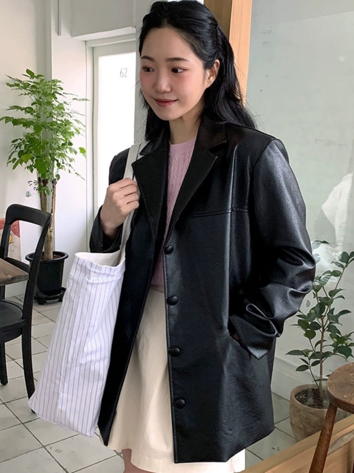 黒革ジャケットの女性の韓国スタイルの冬のファッションレトロスーツアウタールーズ多用途トップ PU 素材長袖