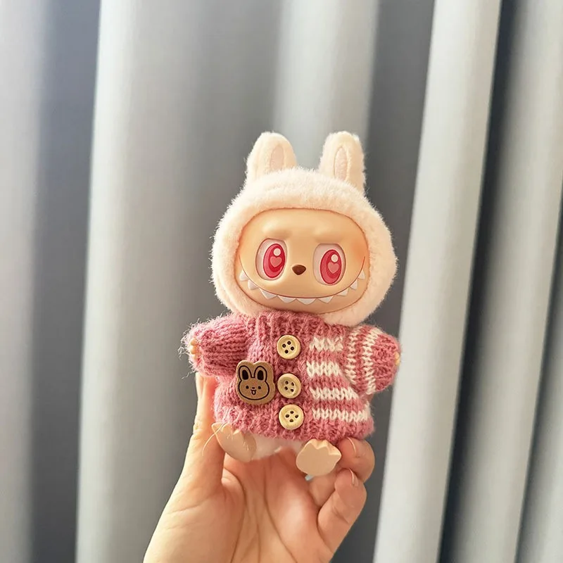 17 センチメートル Labubu 服ペンダント Labubu 座っているパーティークマラベルスカーフ帽子人形アクセサリー Labubu 衣装