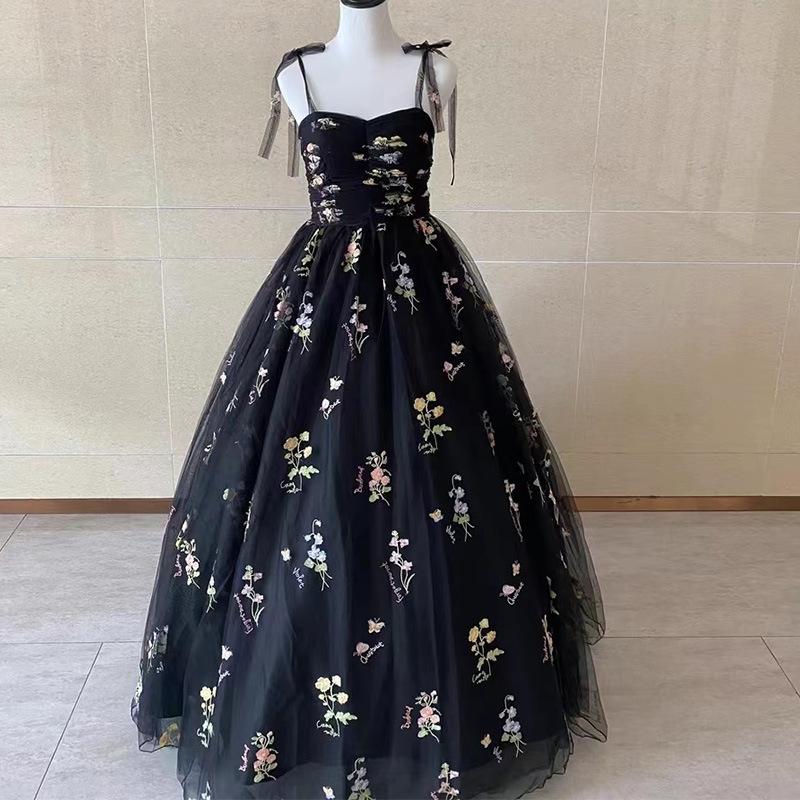 Robe longue de luxe brodée de fleurs pour femmes, tenue de soirée de mariage, de tir, de fête d'été, pour Occasions formelles, réception, 2024