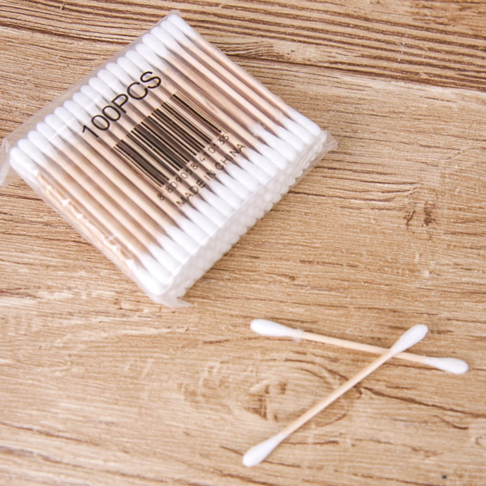 Tamponi di cotone a doppia punta da 100 pezzi Texture confortevole Bastone di legno Materiale di prima classe in bambù ecologico