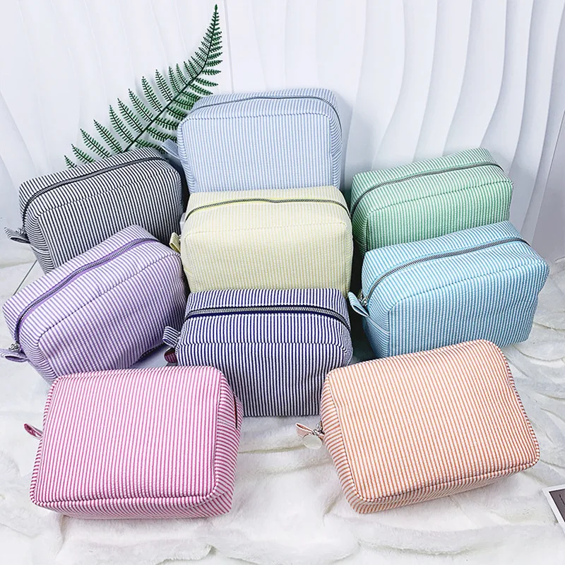 Seersucker-bolsas de cosméticos con volantes para mujer, almacenamiento a rayas rosas/moradas, bolsas de maquillaje con cremallera, bolsa de viaje, bolsa de maquillaje
