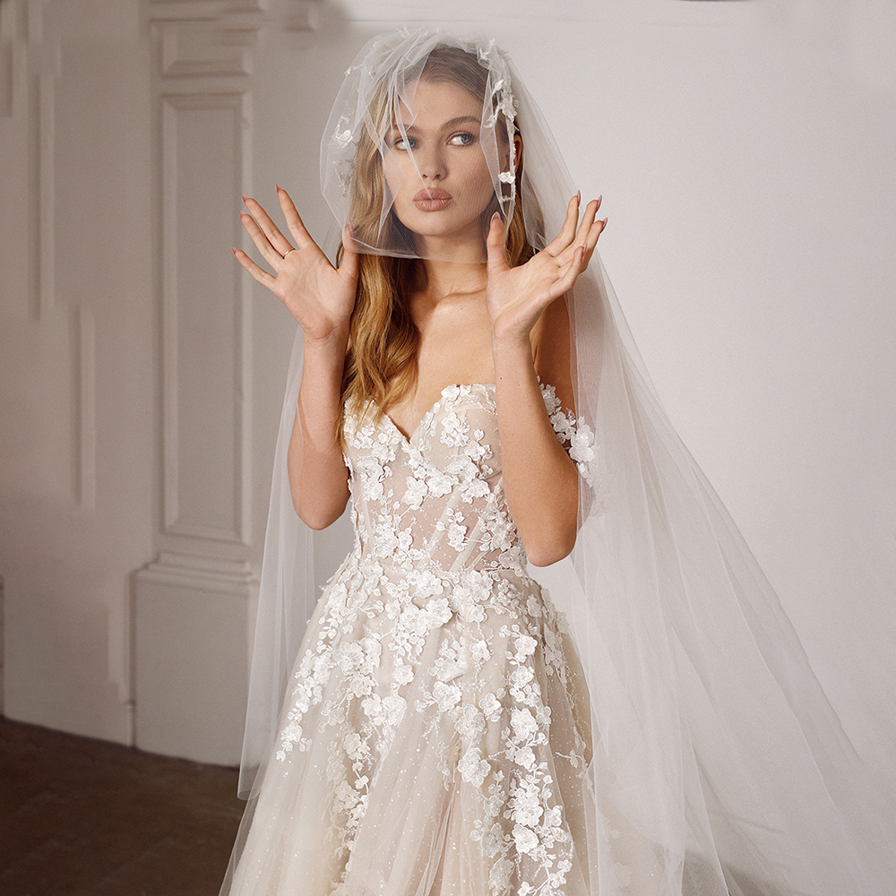 Luxe shimmer tule fora do ombro vestido de casamento com flores 3d bordadas querida inchado rendas até vestidos de noiva personalizados