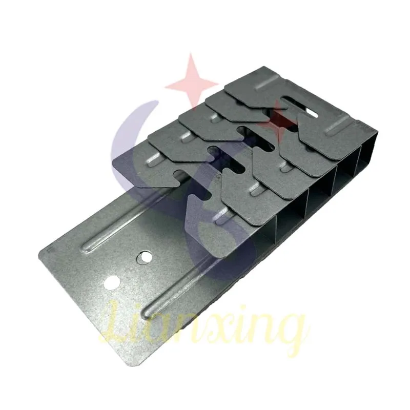 Un paio di ganci OEM metal fabrication staffa di piegatura in lamiera staffe A specchio in metallo parti A specchio in alluminio