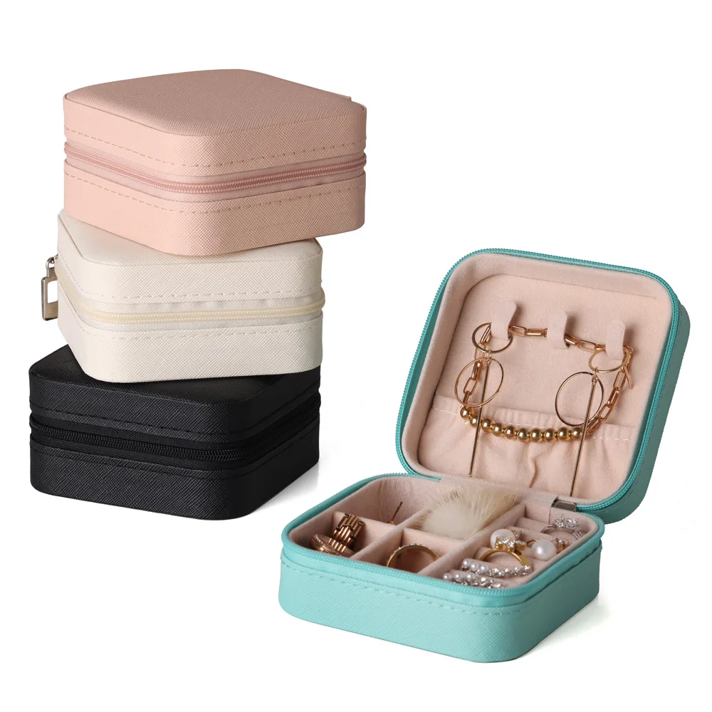 Mini scatola portaoggetti per gioielli Custodia portatile per orecchini da viaggio per la casa Custodia per collana per donna Organizzatore per anelli Vetrina in pelle PU