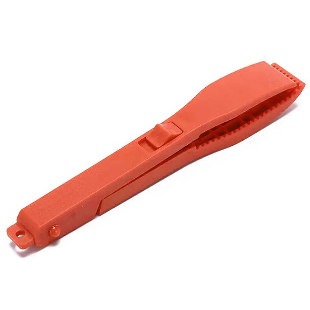 Multifunctional Fishing Fish Clip Hand Controller Tackle Tool Fishing Body Grip Clamp Gripper Grabber with Lock Switch