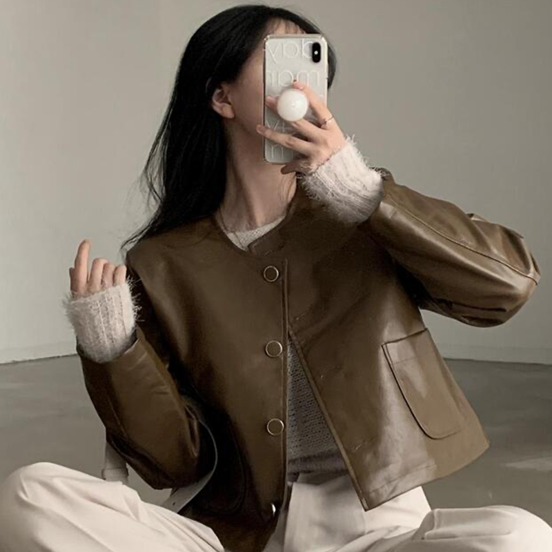 シックなヴィンテージラウンドネック長袖PUレザーバイカージャケットカジュアル多用途女性の春のファッションアウター