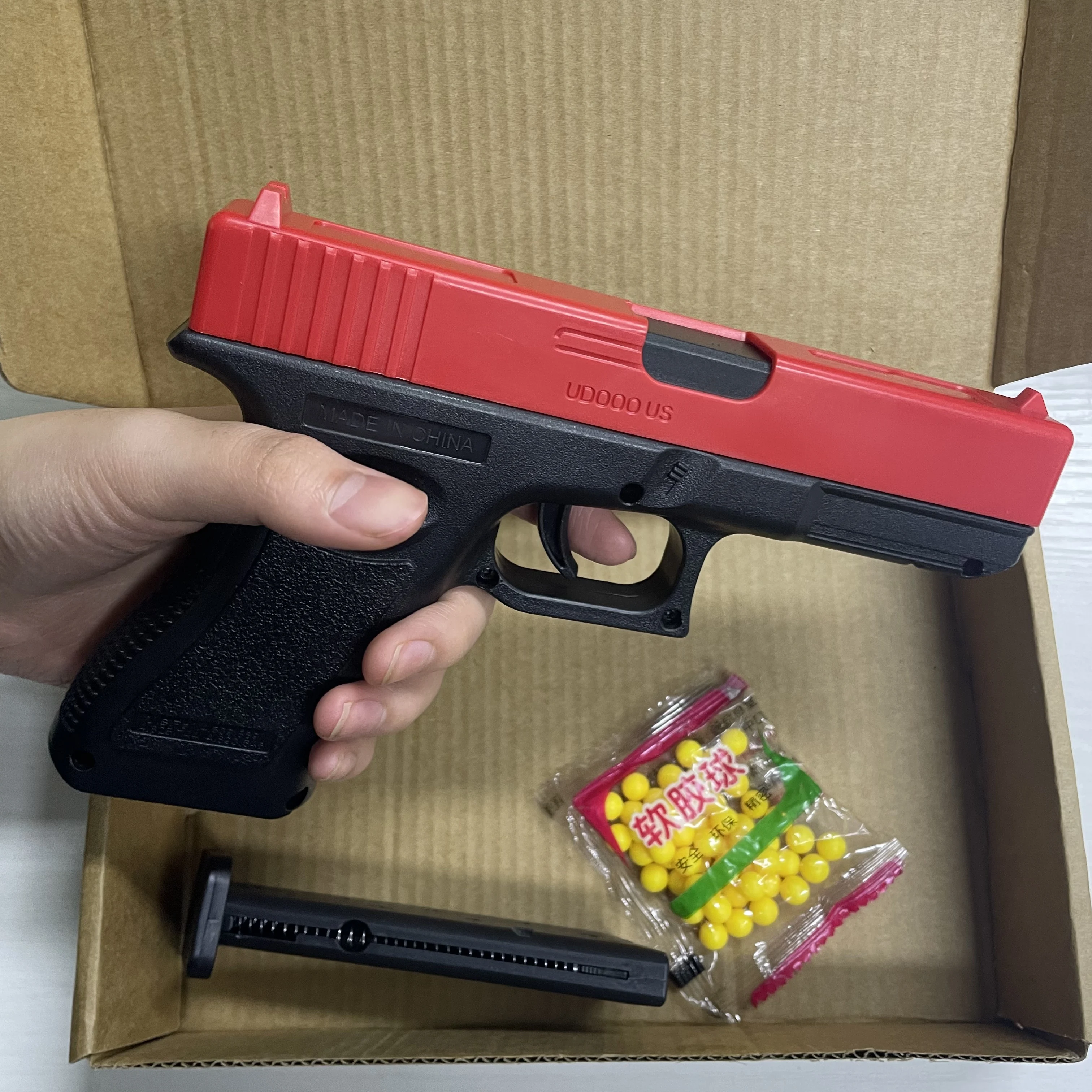 Pistola de aire de bala suave de alta calidad, manual G17, pistola de juguete glock, revista inferior, láser, deportes al aire libre, juego CS, armas, regalo para niños