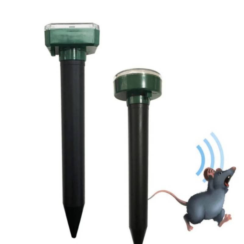 Solar Ultrasonic Rat Repellent Built-in Buzzer Outdoor Ultrasonic Garden Lawn LED Electronic Breeding Snake Repellent
