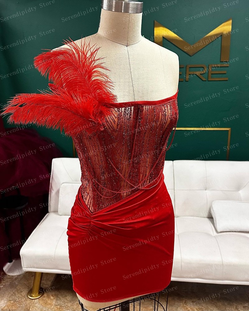SERENDIPIDTY Trägerloses rotes Pailletten-Federn-Minikleid in Minilänge, durchsichtiges Satin-Cocktailkleid, offener Rücken, günstiges Kleid