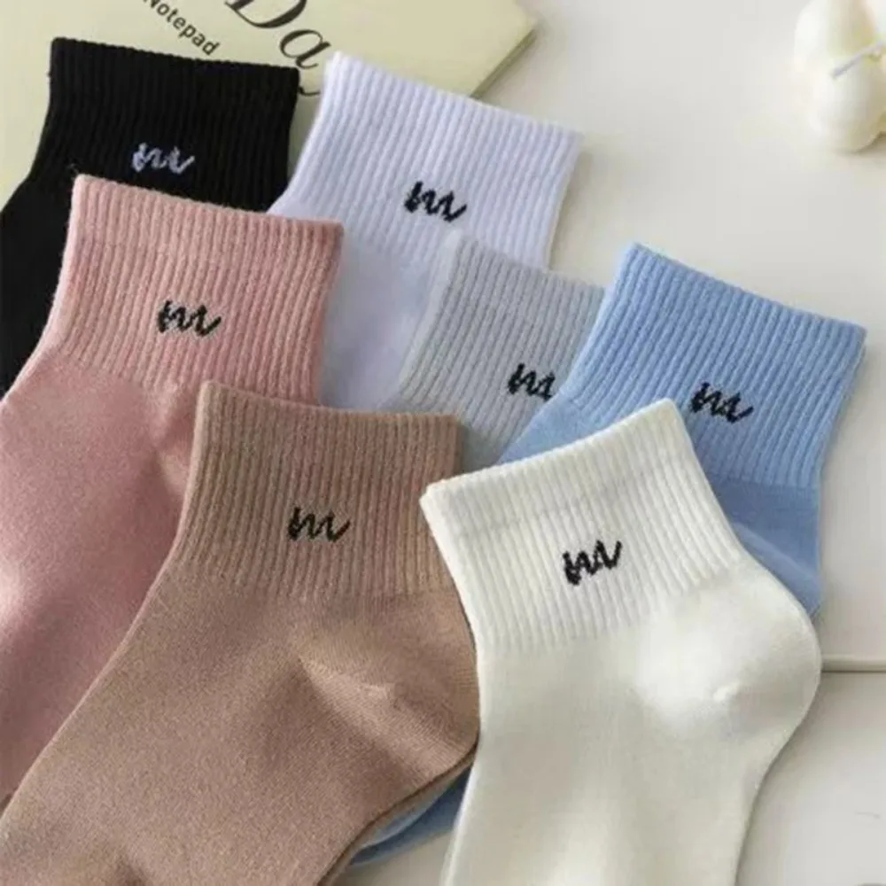 5 pares de calcetines con estampado de letras, calcetines cortos deportivos cómodos y transpirables, medias y medias para mujer, calcetines cortos suaves y cómodos que combinan con todo