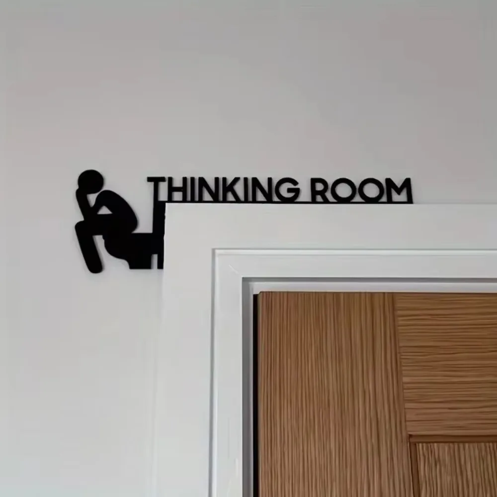 1 Stück modernes Toilettentürschild aus Metall – stilvolle Wandskulptur für den Denkzimmer – Heimdekorationskunstwerk – dekorativer Türrahmen-Anhänger