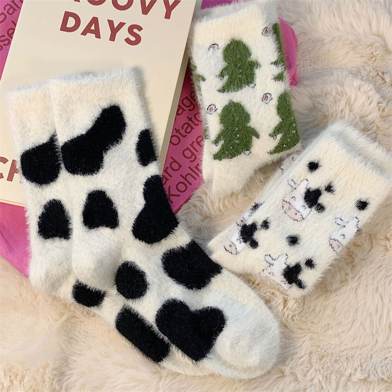 2 Paar süße Kuhflecken-Drucks ocken, verdickte und warme Korallen vlies socken, Damen strümpfe und Strumpfwaren