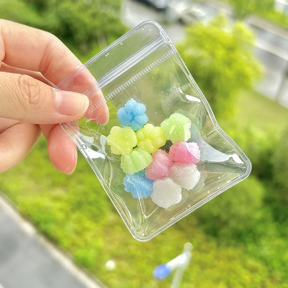 ของเล่นมีสีสันขนาดเล็กบีบ TPR แบบนิ่มเครื่องมือคลายเครียดสำหรับแมวขนาดเล็กกรงเล็บเด้งช้า
