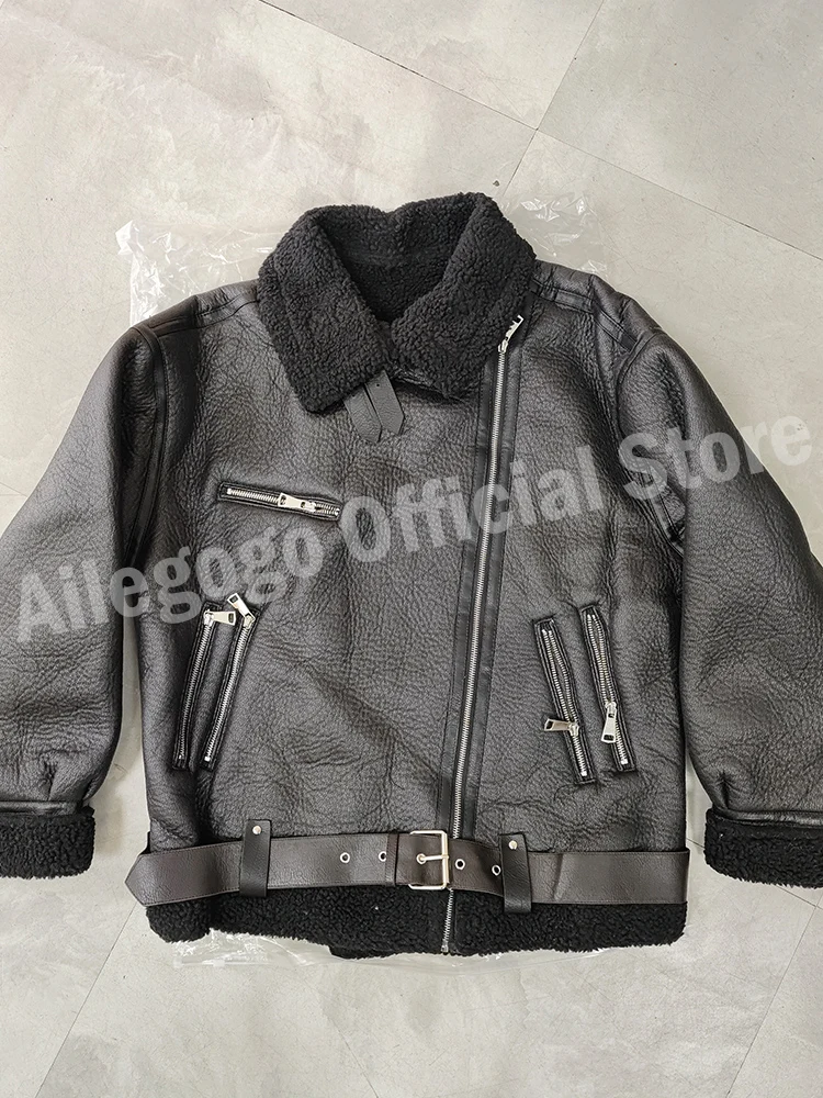 Ailegogo 秋冬女性フェイクラムファー厚く暖かいジャケットベルトストリート女性ジッパールーズモトバイカーコート生き抜く