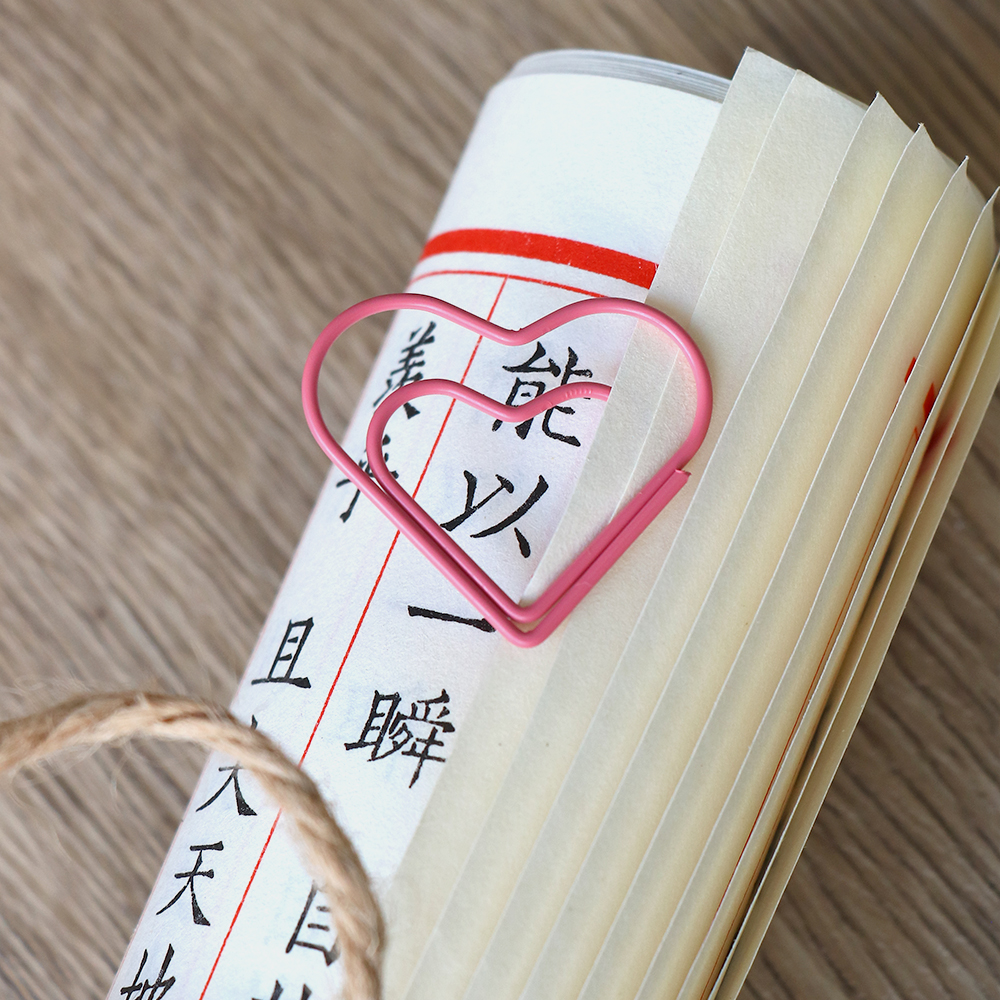 30 teile/satz Metall Büroklammern Herz Binder Clip Lesezeichen Buch BindingNote Decor Schreibwaren Schule Büro Bindung Liefert