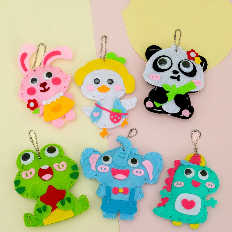5 個子供 DIY 縫製おもちゃ漫画動物キーホルダーモンテッソーリ芸術工芸手作りキット創造性早期教育女の子ギフト
