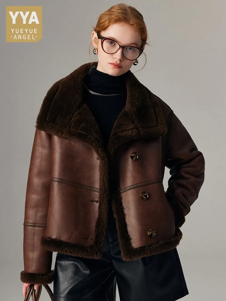 Mode Frauen Winter Faux Leder Echte Schafe Pelz Jacke Dicke Warme Wolle Futter Mantel Neue Kurze Stil Lose Fit Lammwolle Mantel
