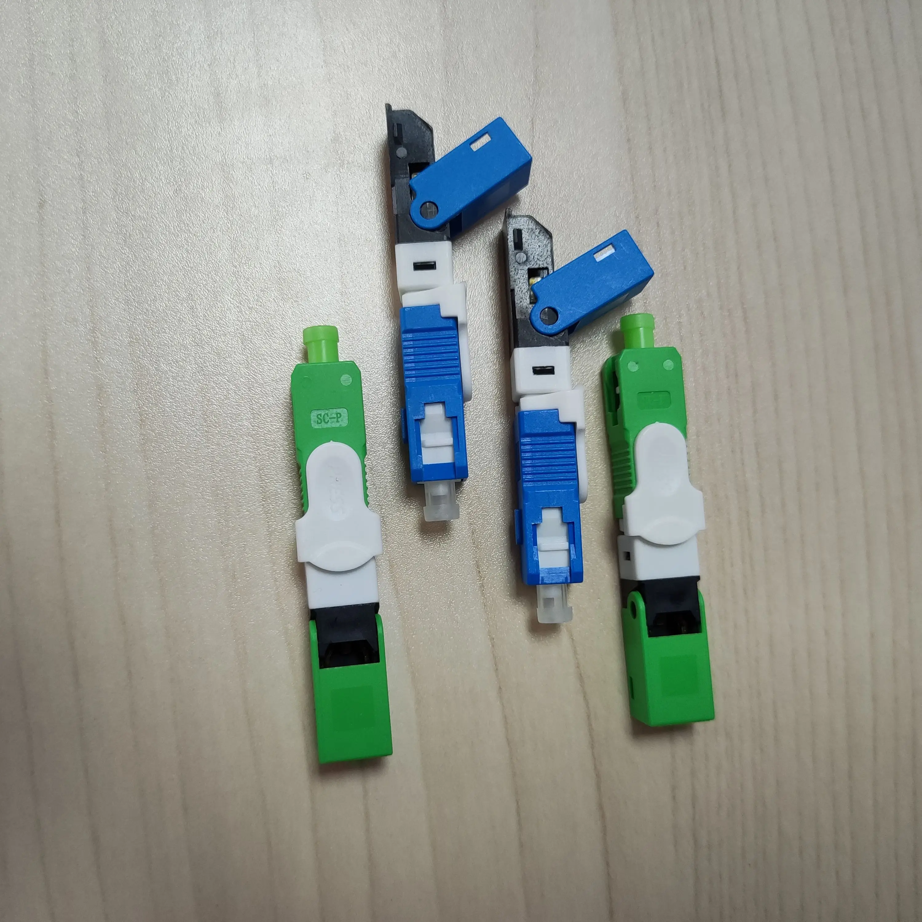 Gratis Verzending 100/200 Stks/partij Fth Esc250d Sc Apc & Sc Upc Single-Mode Glasvezel Snelkoppeling Ftth Sm Optische Snelle Connector