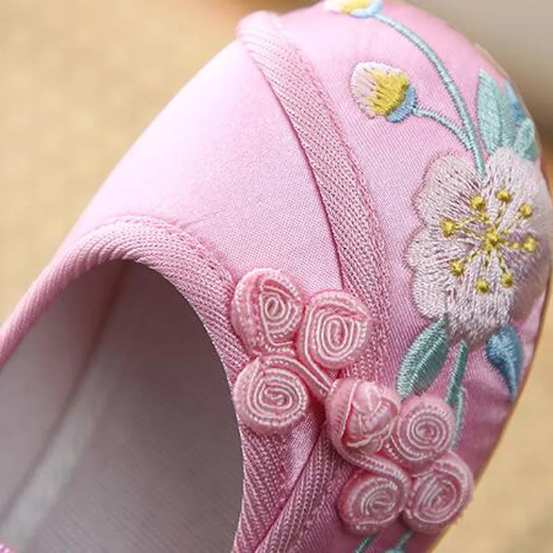 子供の刺繍布靴中国風の女の子の靴フェスティバルヴィンテージ中国の靴新しい子供の靴女の子 CSH1440