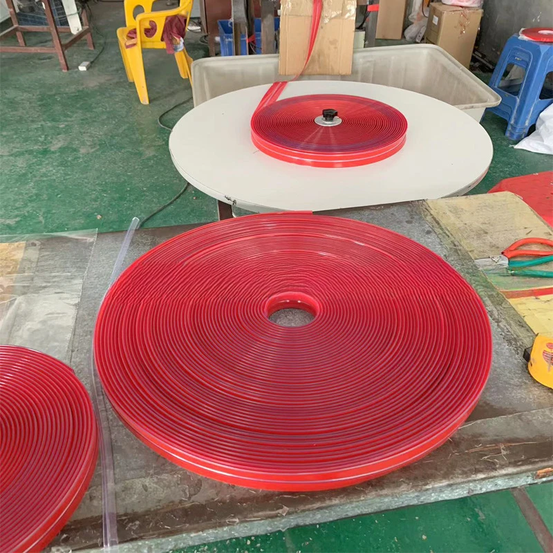 แถบกันชนมุมเฟอร์นิเจอร์กันขอบโต๊ะแบบ1/2/3M มีกาวในตัวป้องกันเด็กกันการชนความปลอดภัยของเด็กแบบนิ่ม