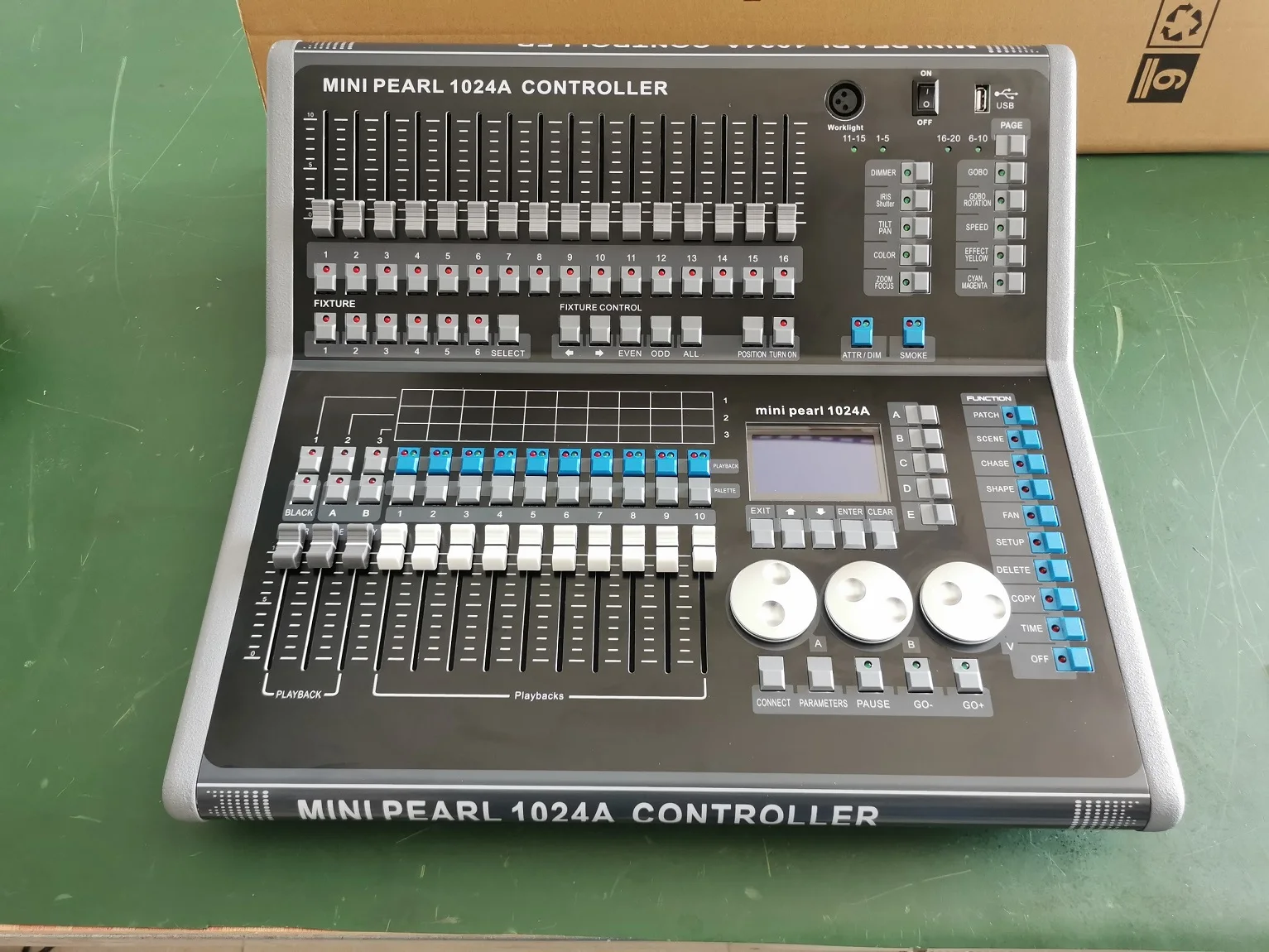 Guangzhou Factory Manufacturer Mini Pearl Light/DJ Controller DMX 1024 Black Stage Light Dimmer High Quality Product