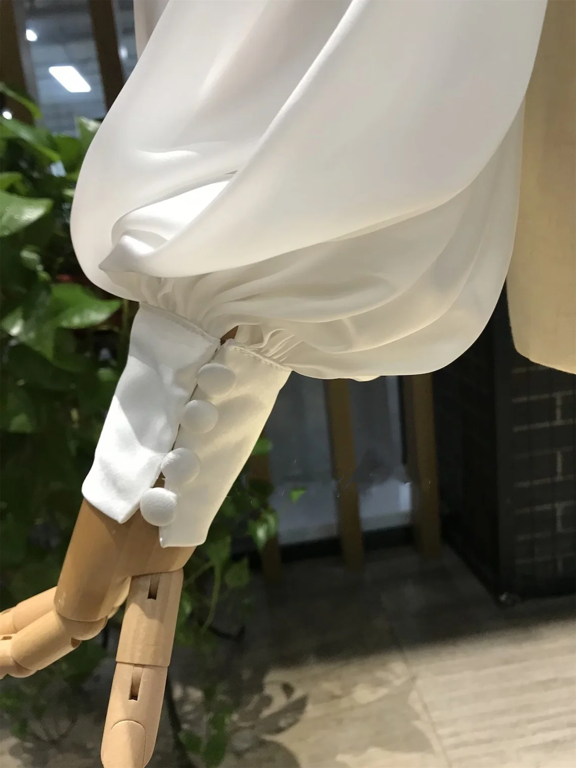 ชีฟองคราบแขวนคอแขนยาว Halter ชุดแต่งงานแขนเจ้าสาวอุปกรณ์เสริมพัฟที่ถอดออกได้ถุงมือที่ถอดออกได้