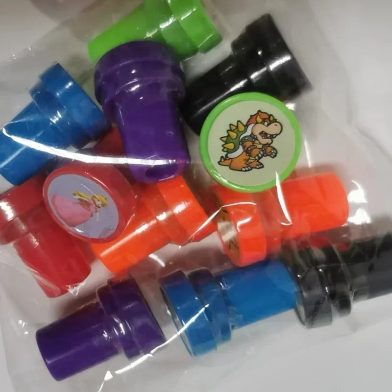 12 個スーパーマリオブラザーズ漫画おもちゃシグネットアニメパターンシールスタンパー絵画フォトアルバム装飾誕生日ギフト