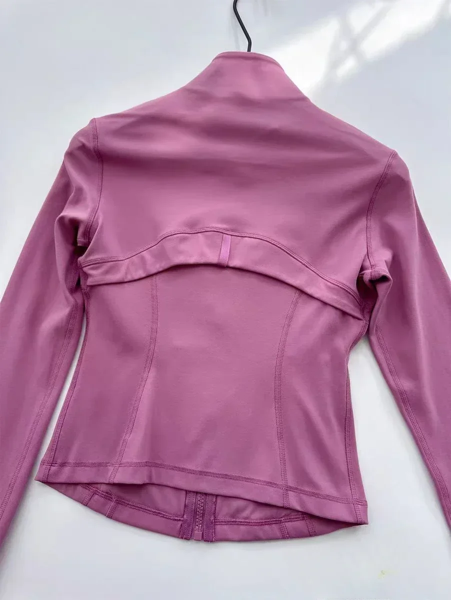 มะนาวแขนยาวพร้อมกระเป๋า Cropped กําหนดเสื้อกีฬา Quick Dry Breathable ฟิตเนสโยคะวิ่ง Zip Up Jacket เสื้อออกกําลังกาย