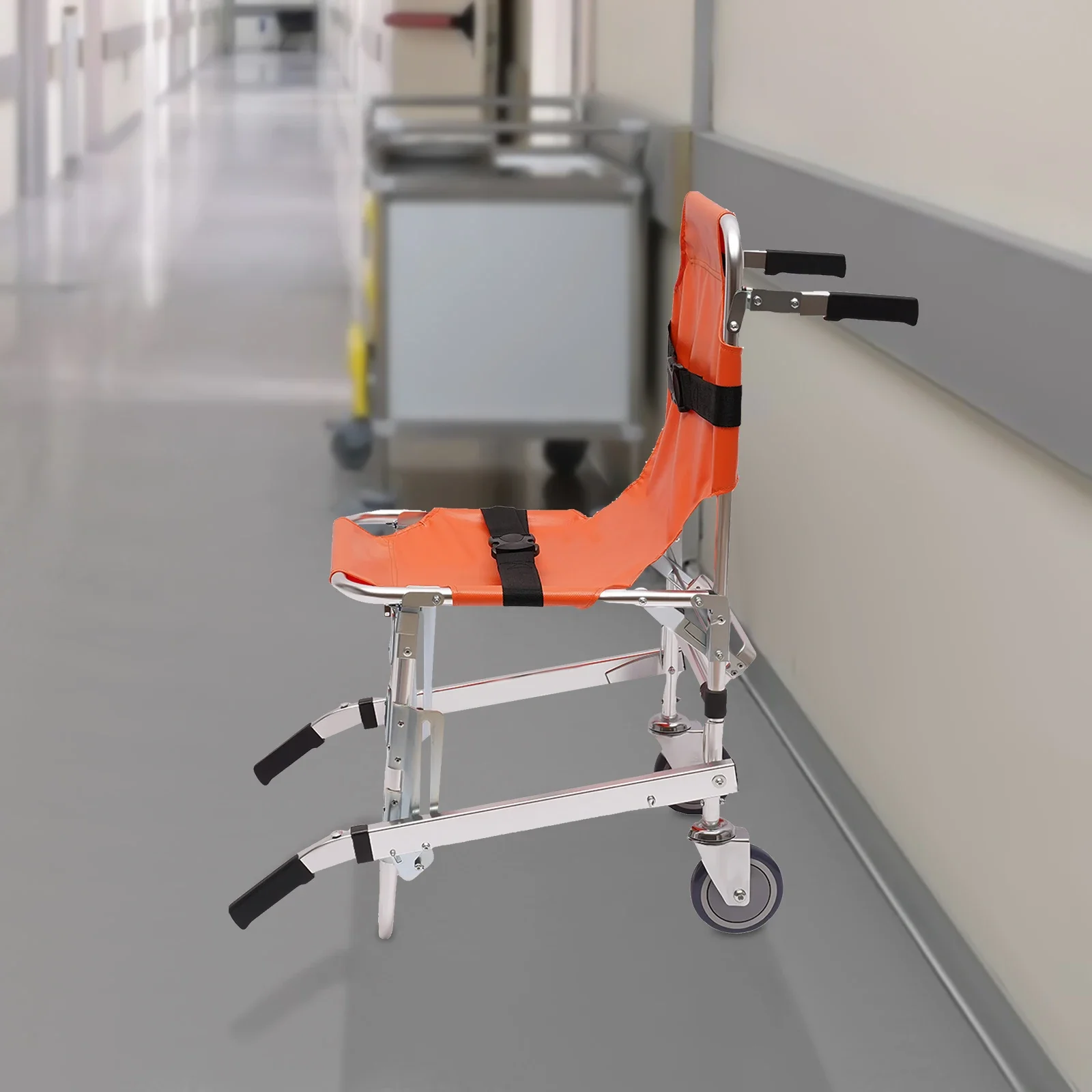 Opvouwbare trapstoel met twee wielen voor oudere patiënten, aluminium mobiliteitstransportstoel met handgrepen voor gebruik binnen en buiten