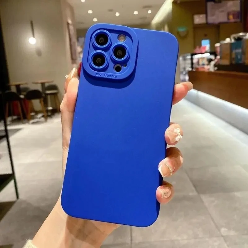 Funda de teléfono suave de silicona mate para iPhone 16 15 14 13 12 11 Pro Max Mini XR X XS 16E 8 7 15 Plus SE2 cubierta protectora de lente de cámara
