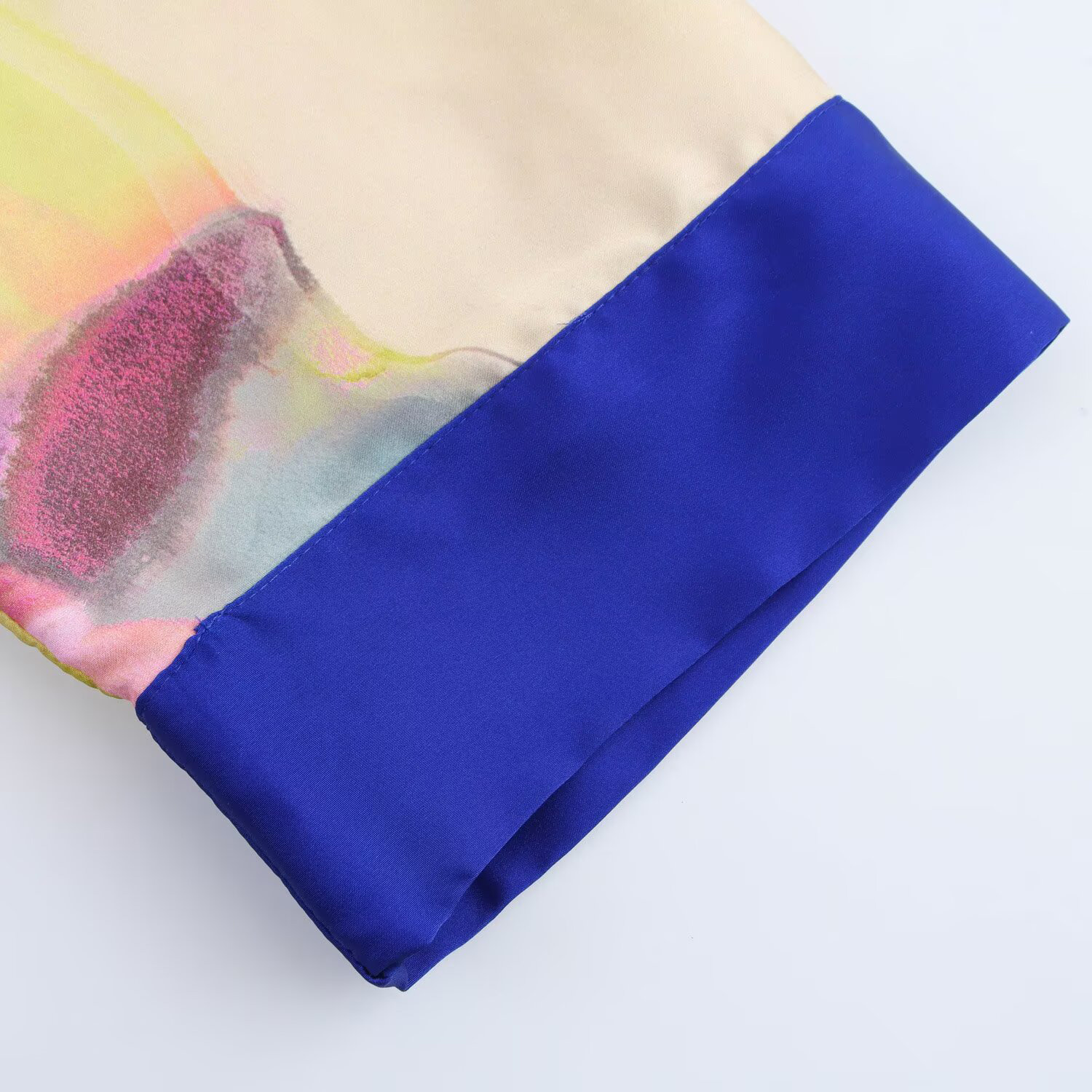 Deeabae versão coreana da nova roupa feminina retro contrastante impresso seda cetim textura camisa único breasted topo