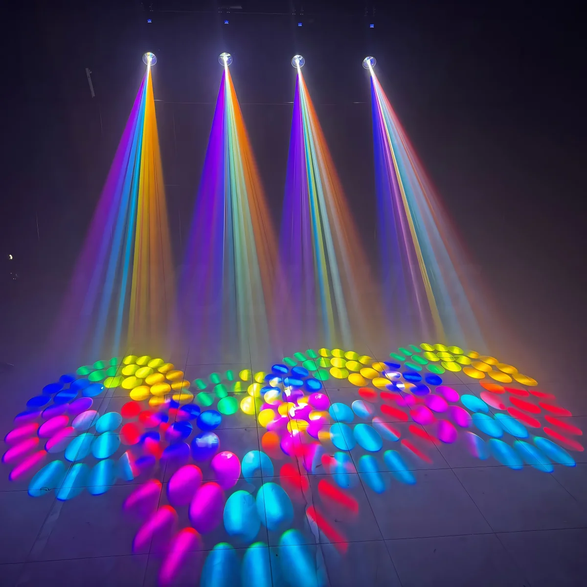 300 W Mini-Moving-Head-Licht mit Halo-Effekt, 14R Beam Wah Zoom Sharpy, 16 Kanäle, 48 rotierende Prismen für DMX-Bühnen-DJ-Lichter