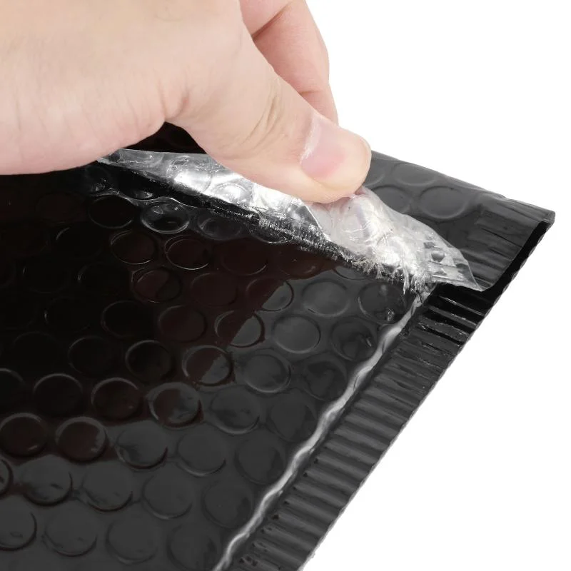 สีดําสีขาว Bubble Mailers 50pcs เบาะซองถุง Ziplock ถุงบรรจุภัณฑ์สําหรับธุรกิจ Mylar กระเป๋าบรรจุภัณฑ์ 15x20 ซม.