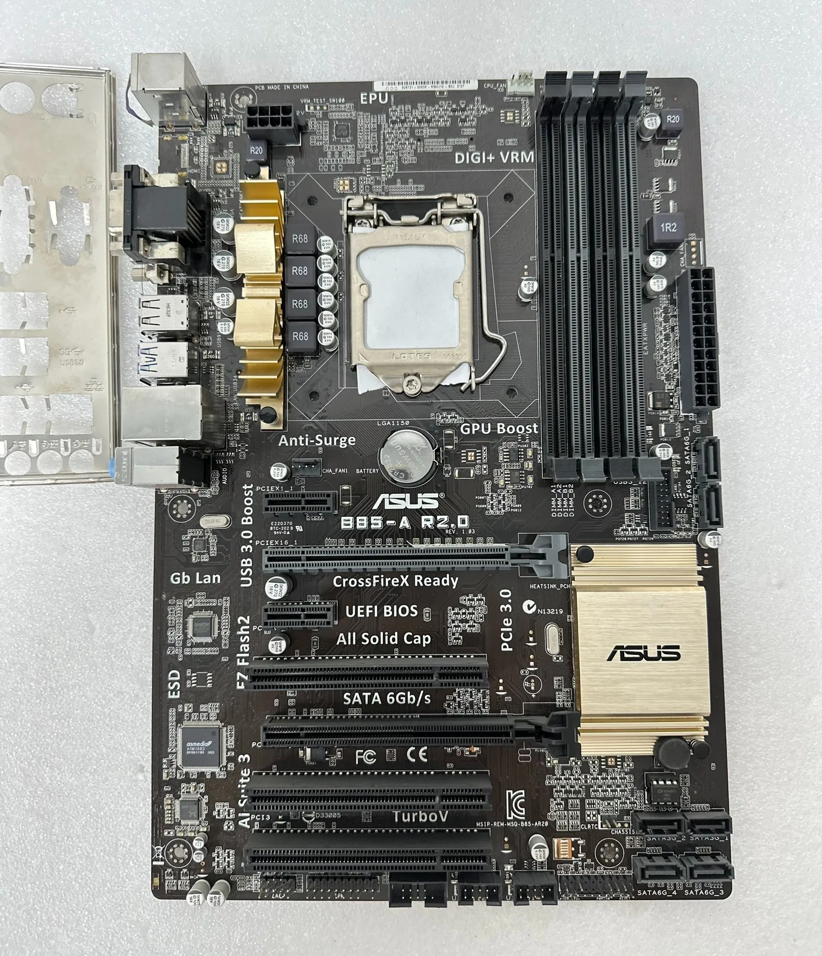 Известный бренд-B85-A Материнская плата R2.0. Платформа с разрешением 1150 контактов, четыре слота для памяти (тест и отправлено)
