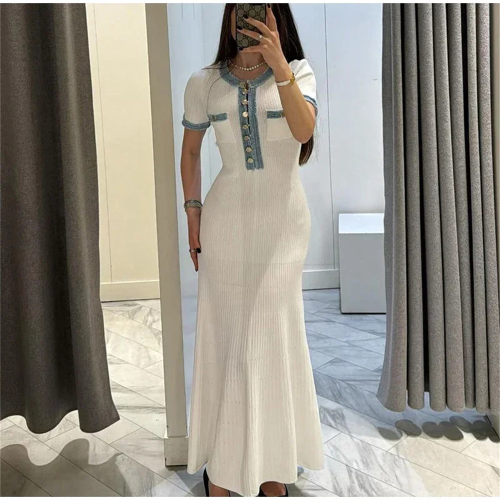 Elegancka kontrastowa damska dzianinowa sukienka maxi szykowna O-neck z krótkim rękawem metalowe guziki sukienki bandażowe typu Bodycon Office Lady szata dojazdów do pracy