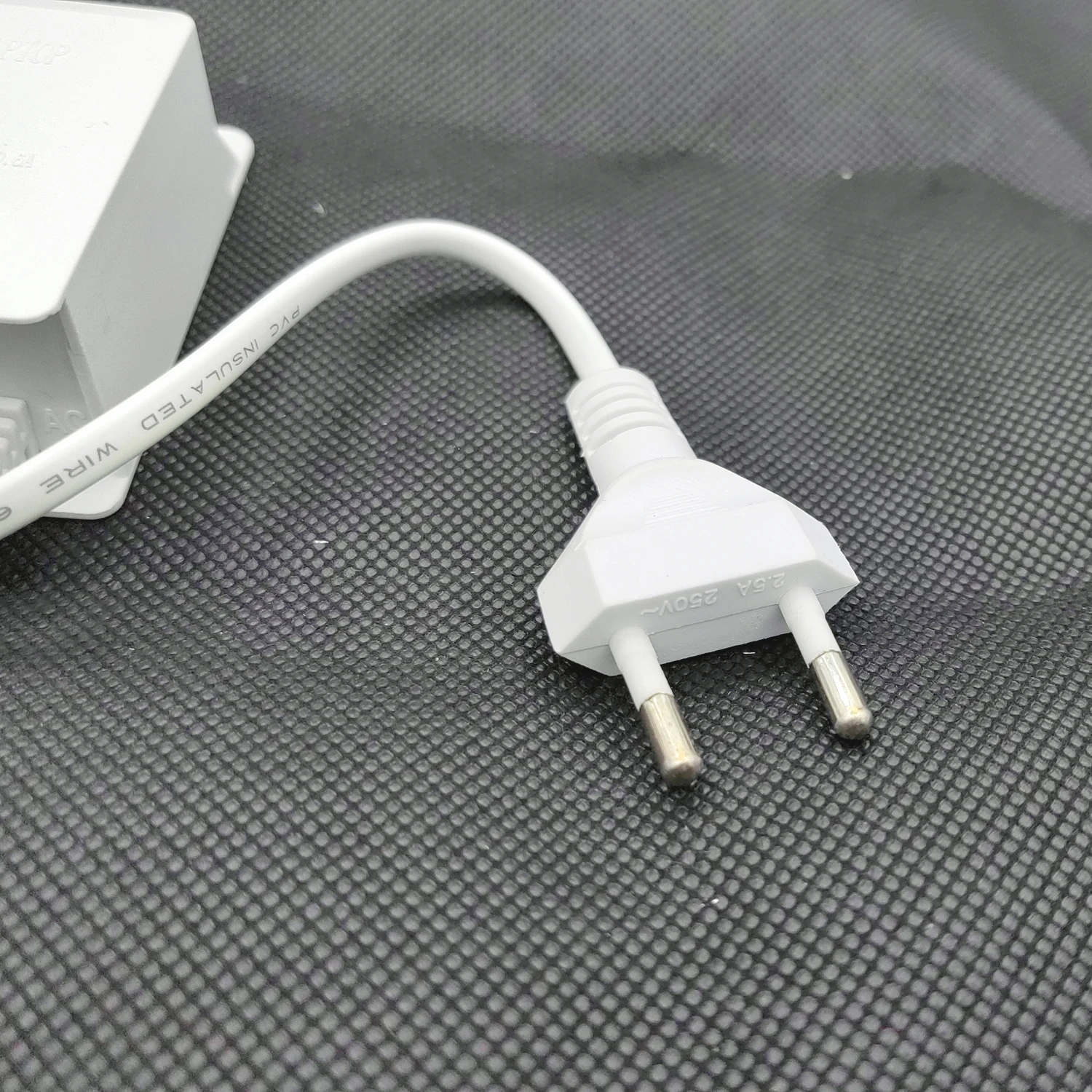 AC 110-240V DC 12V 2A Adattatore di Alimentazione UE Esterna Impermeabile Caricatore di Alimentazione Europa Convertitore Adattatore Universale per strisce luminose a LED